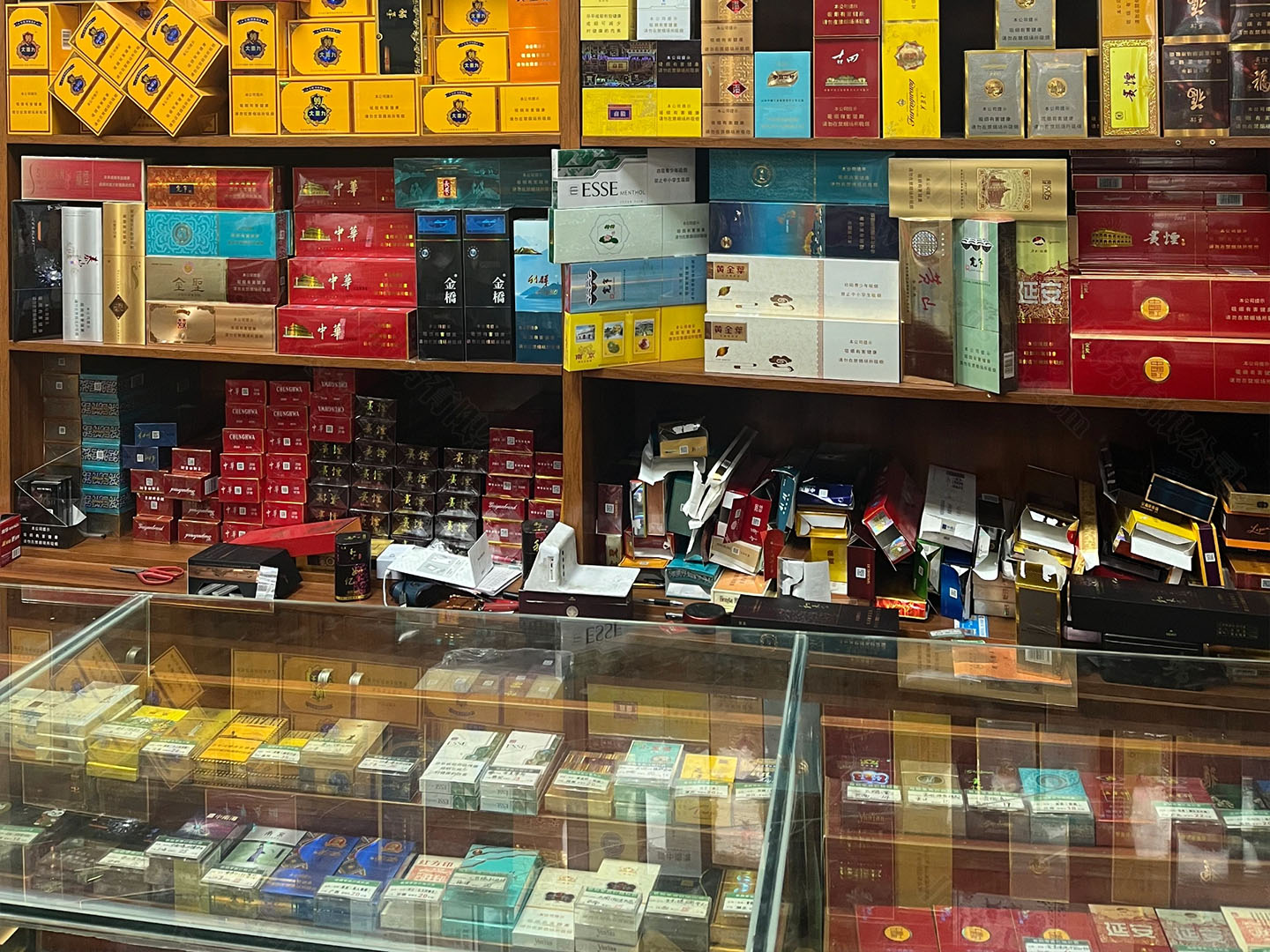 下邊這些煙走的非?？?jpg