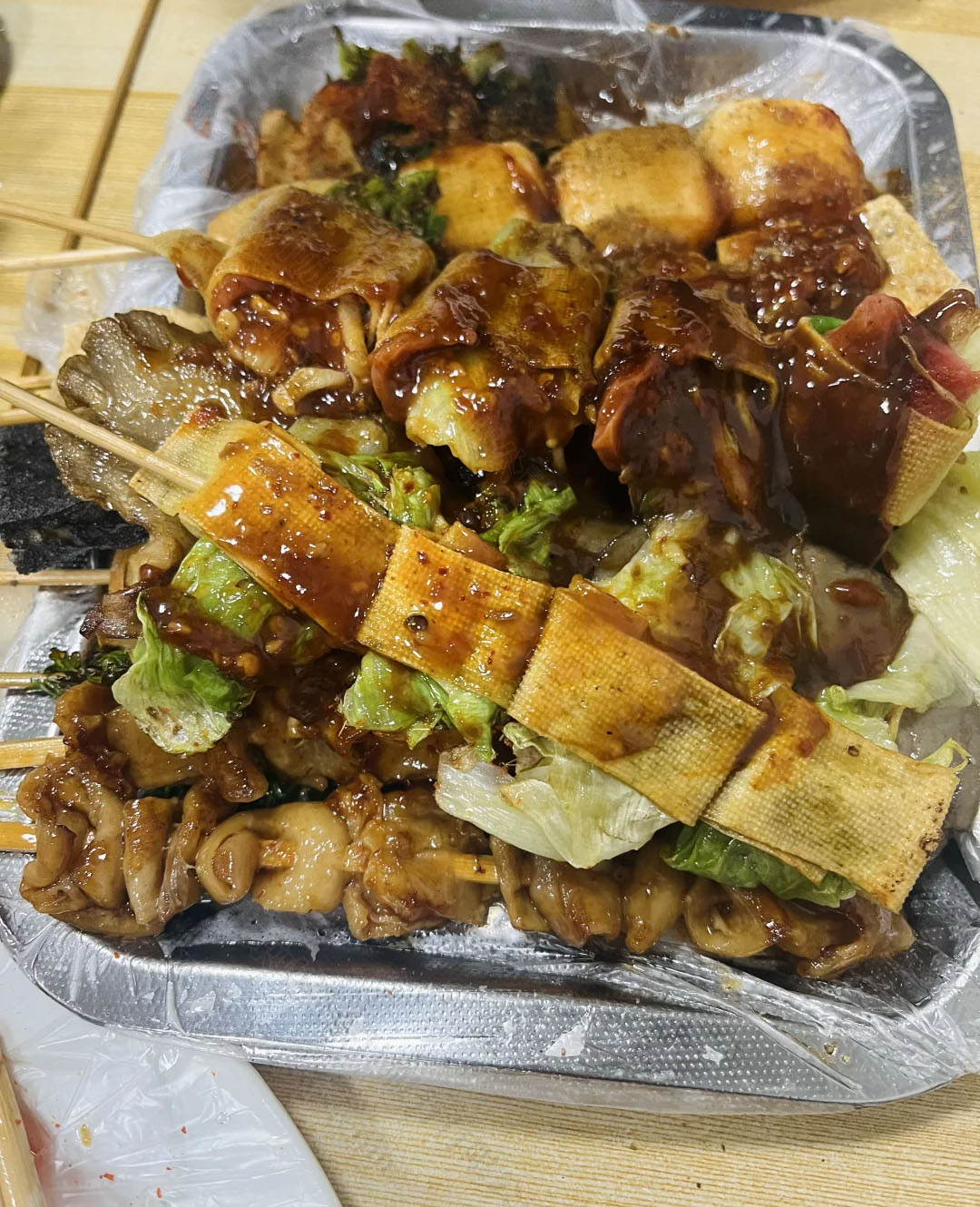 他開的炸串店我還去吃過兩次.jpg