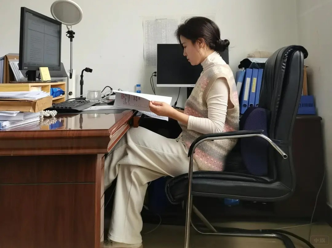 公司非?？蓯鄣男〗憬? width=