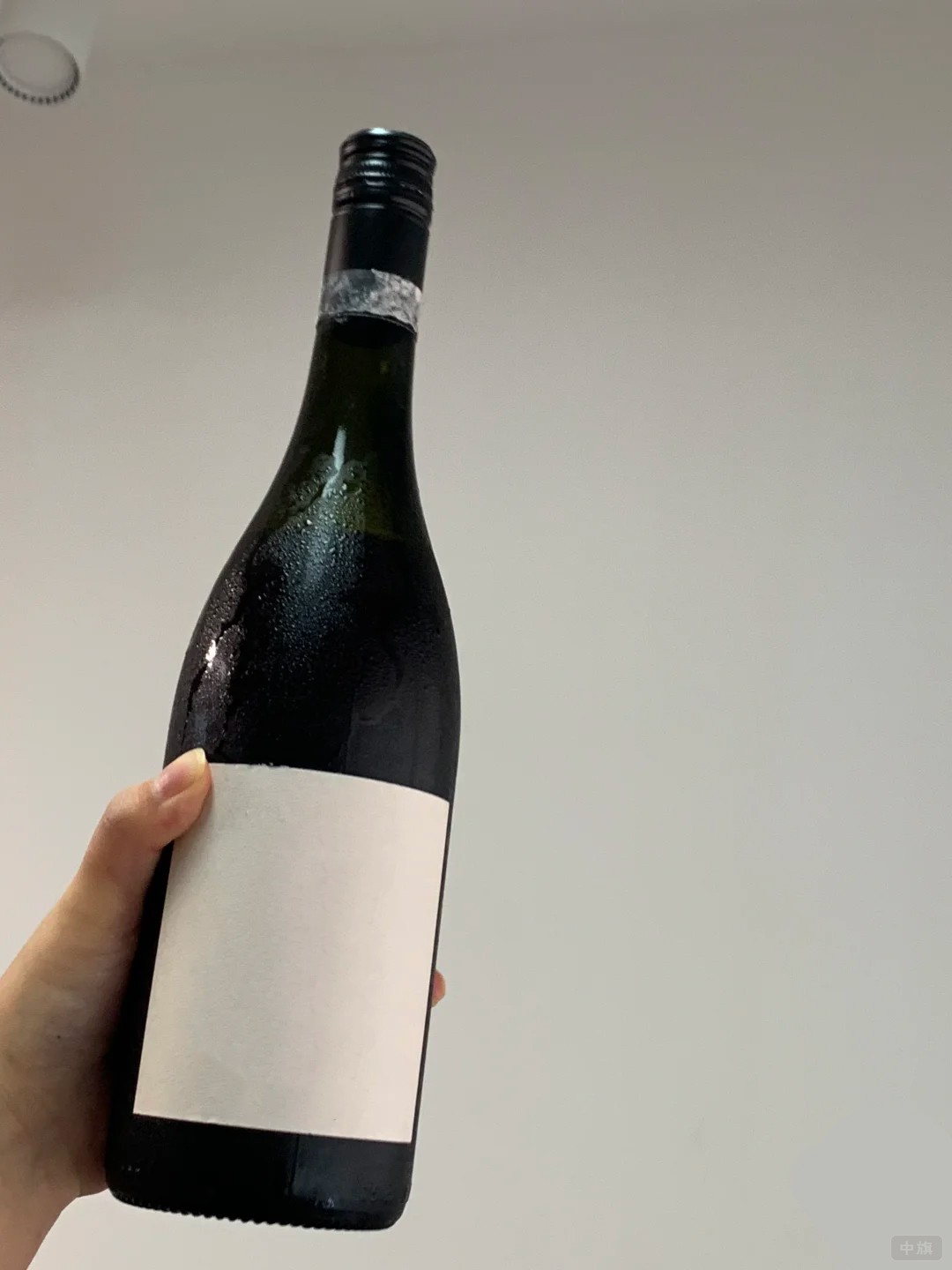 無標(biāo)簽紅酒 無標(biāo)簽紅酒